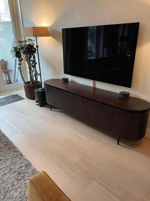 115 M2 With Garden 200m From The * Den Haag